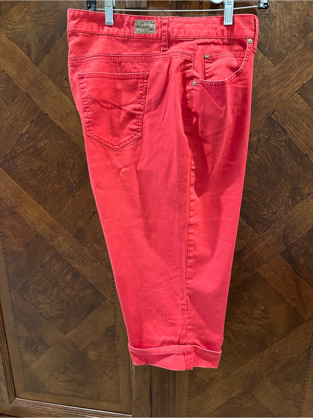 Women’s Red Bandolino Cropped Jeans